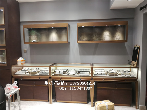 積極配合，值得合作的珠寶展柜廠(chǎng)家！